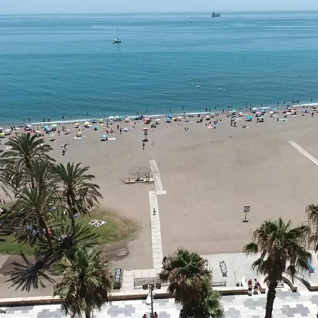 New Maritimo 公寓 *